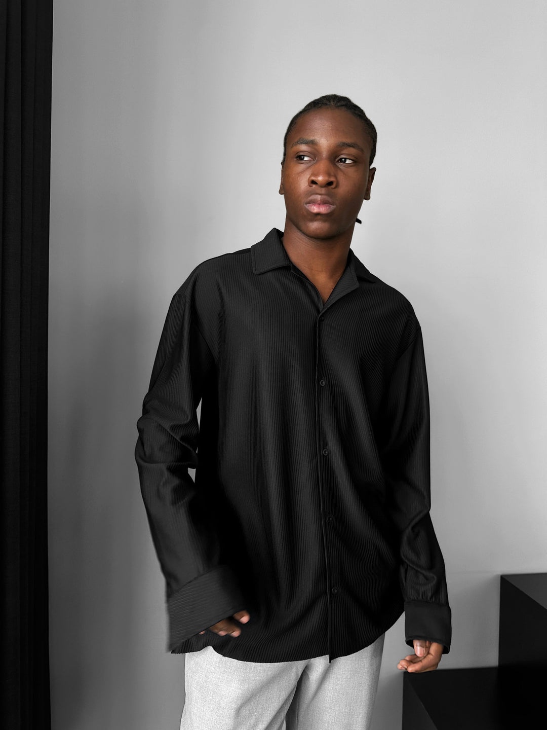 Loose Fit Basic Shirt - Black