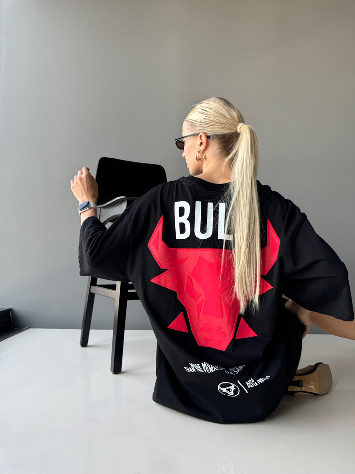 Oversize Bull T-shirt - Black and Red