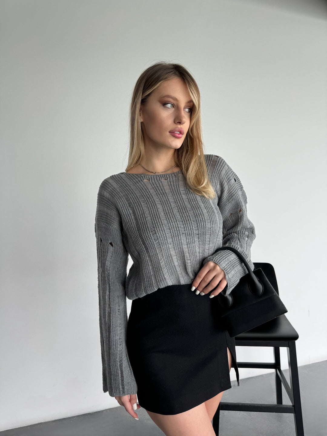 Loose Fit Knit Pullover - Grey