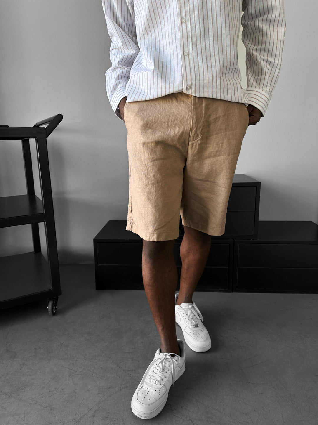 Loose Fit Linen Shorts - Beige