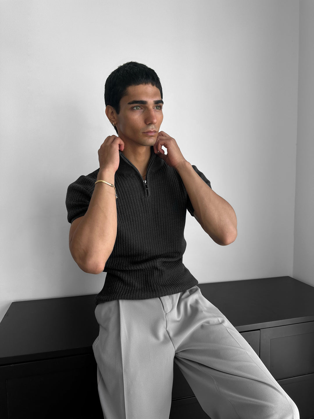 Slim Fit Mock Neck Zip T-shirt - Anthracite