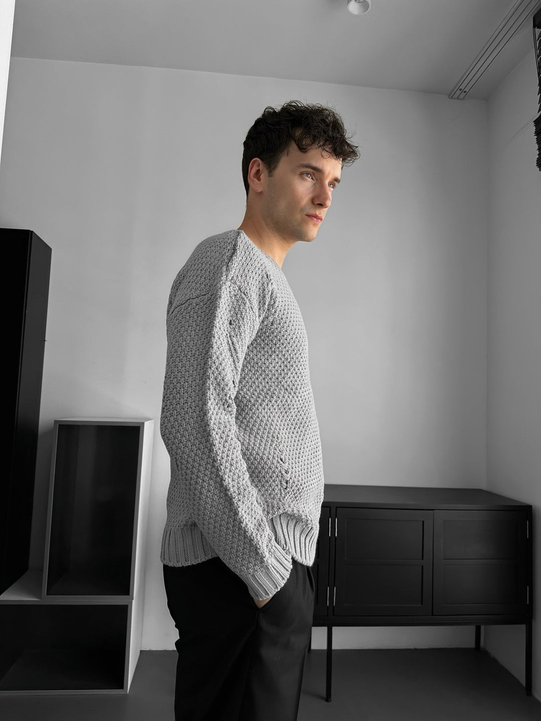 Regular Fit Textured Torn Sweater - Grey