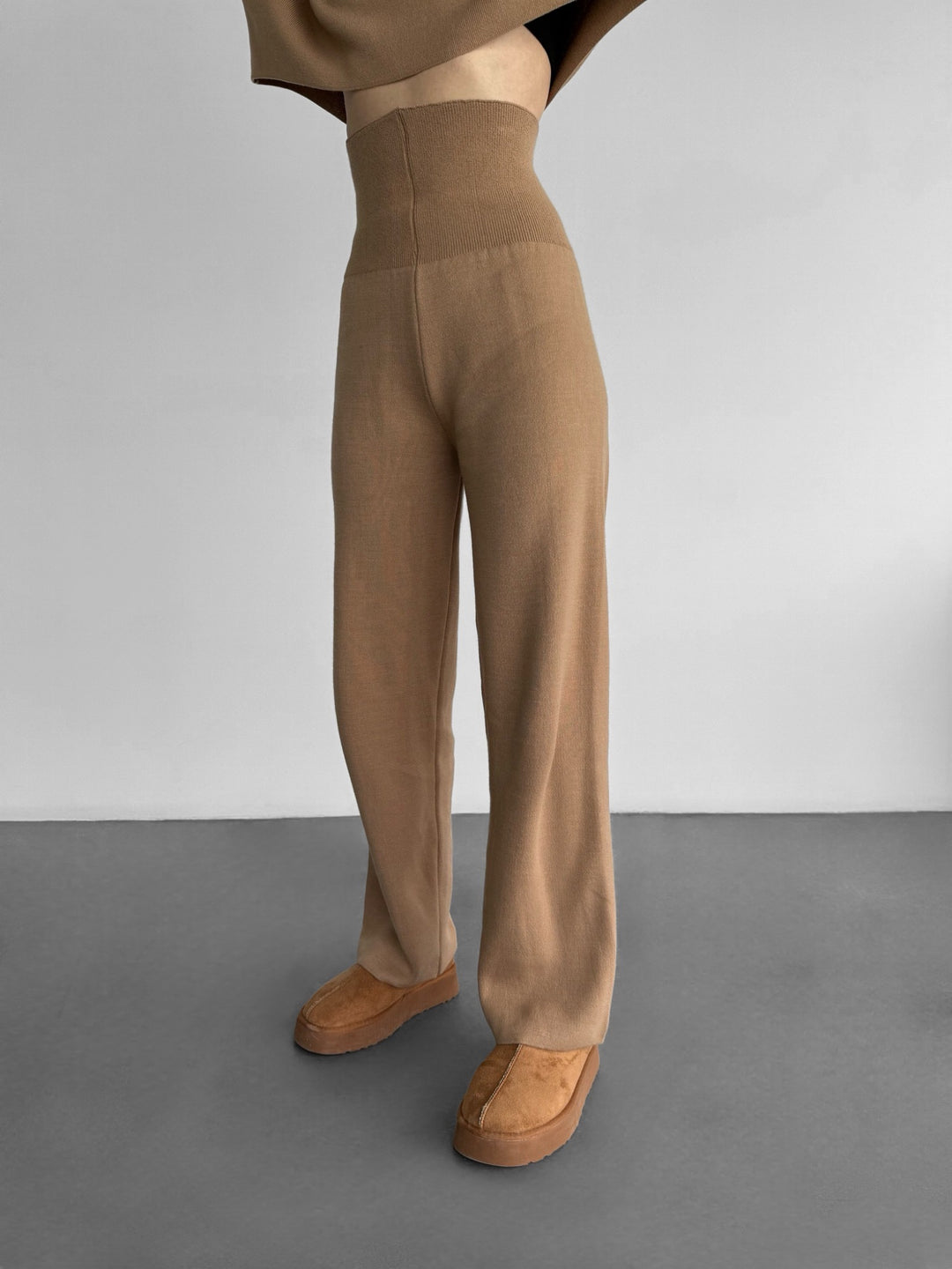 Wide Leg Knit Trousers - Camel