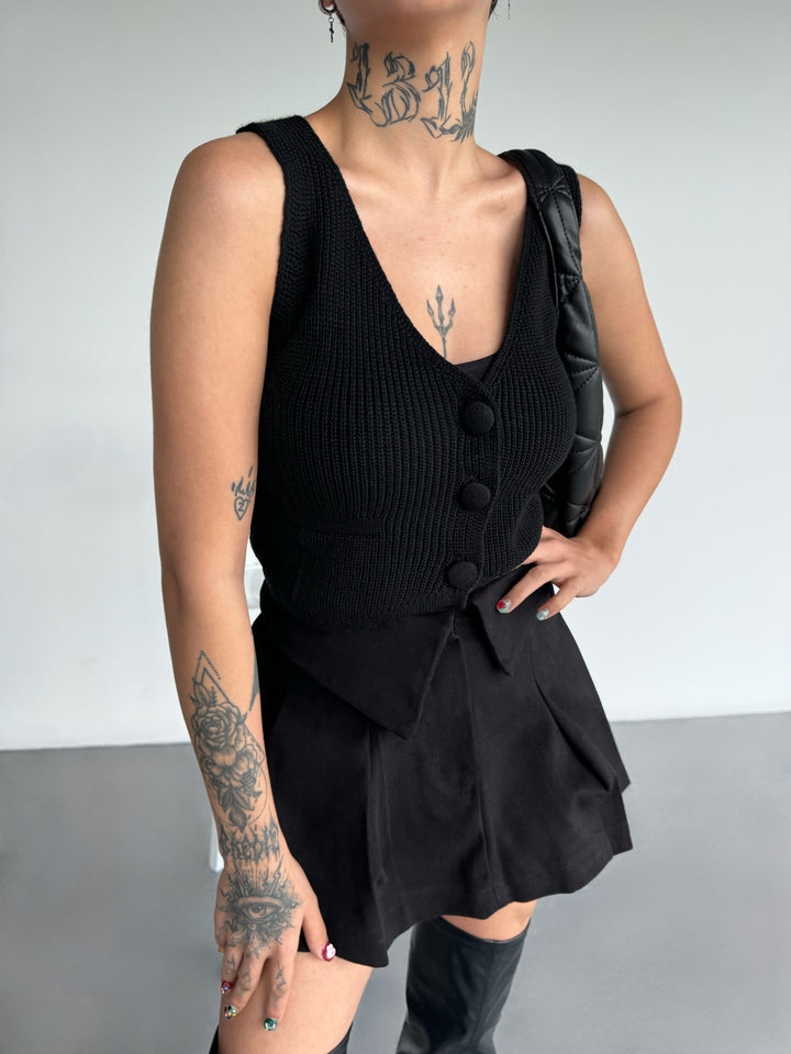 Knit Vest with Buttons - Black