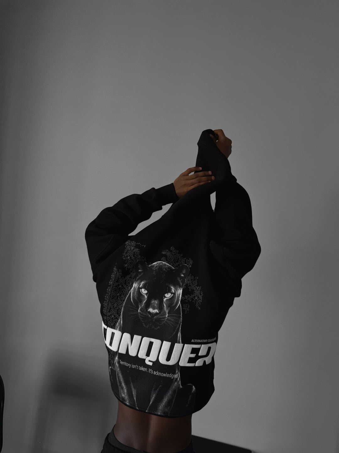Oversize Conquer Hoodie - Black