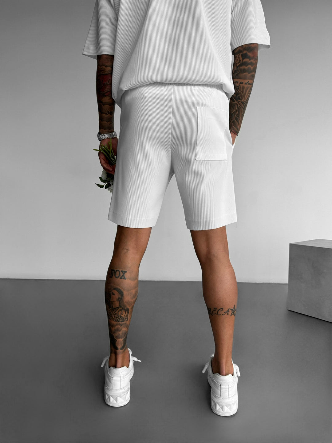 Loose Fit Seam Knit Shorts - White