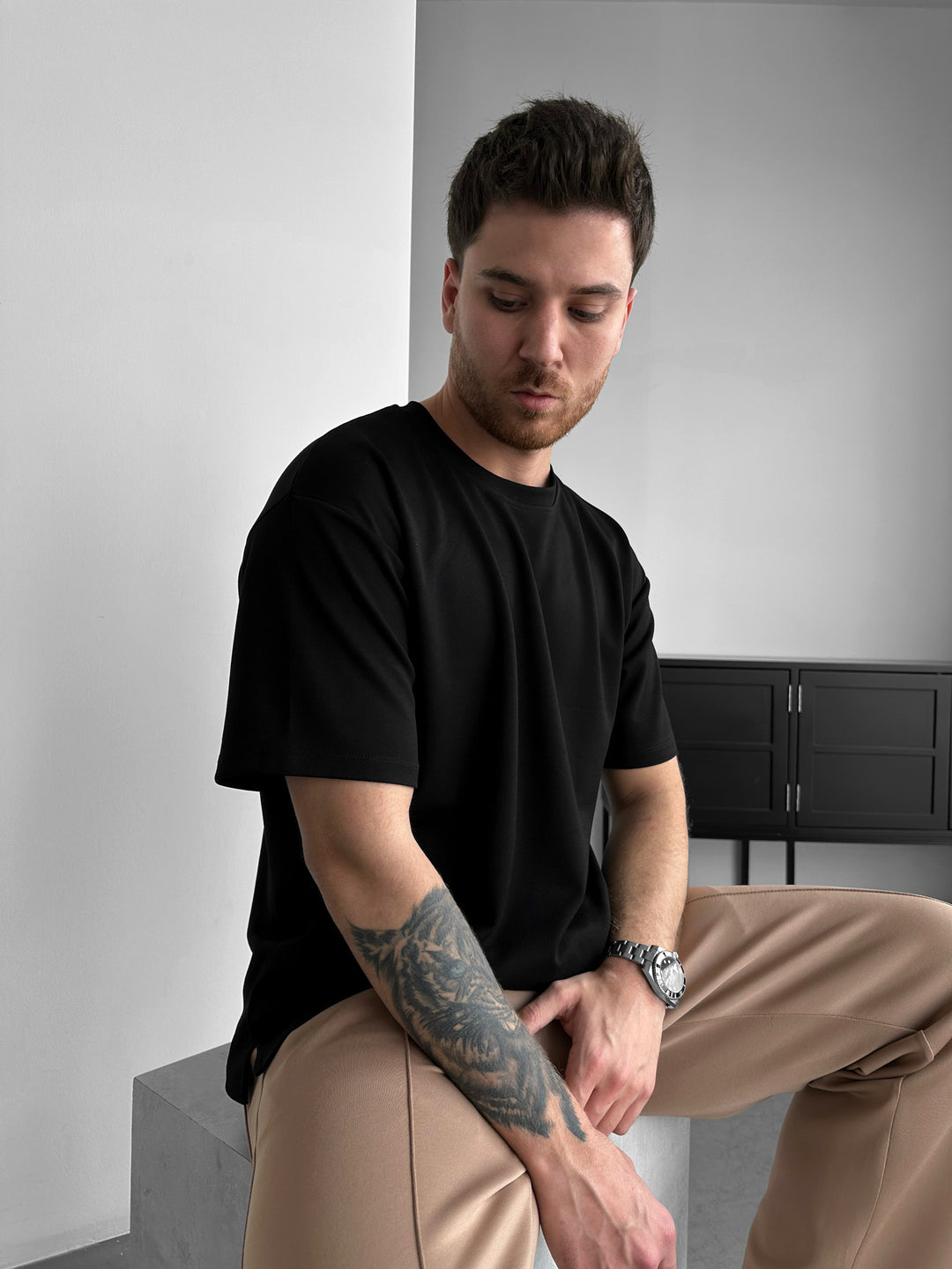 Loose Fit Basic T-shirt - Black