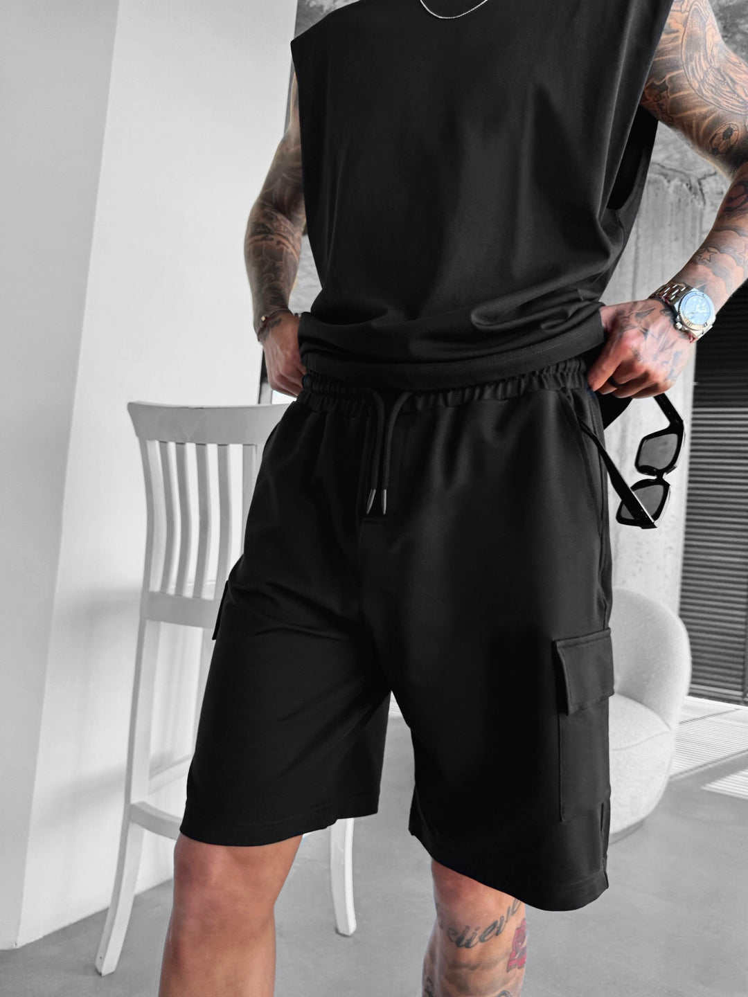 Loose Fit Pocket Shorts - Black