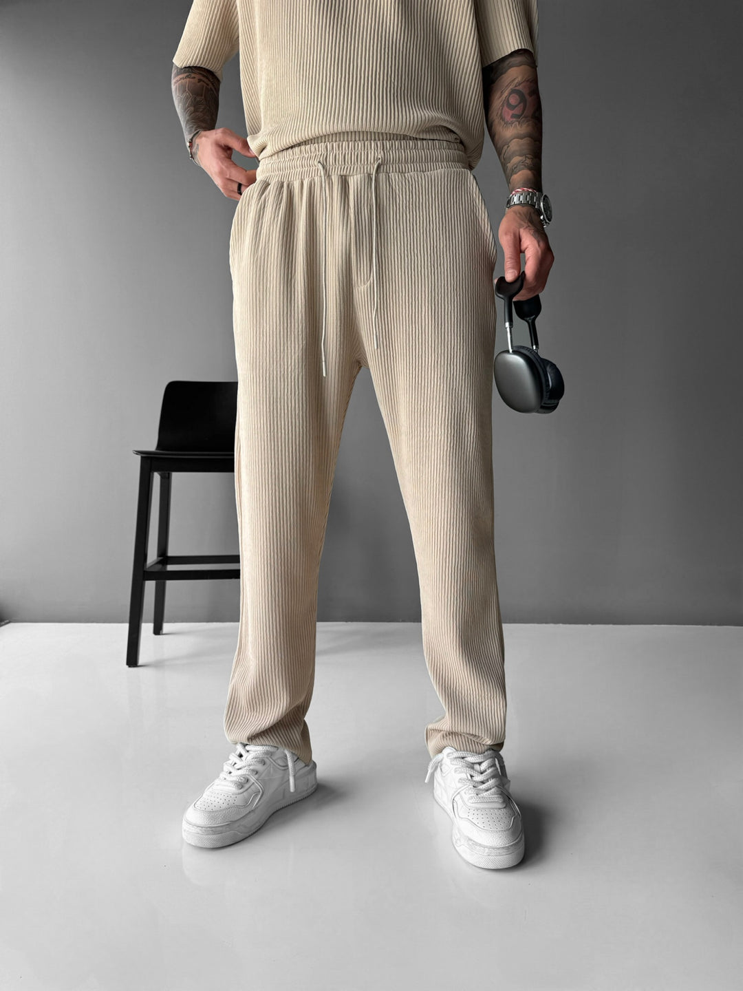 Loose Fit Ribbed Trousers - Beige