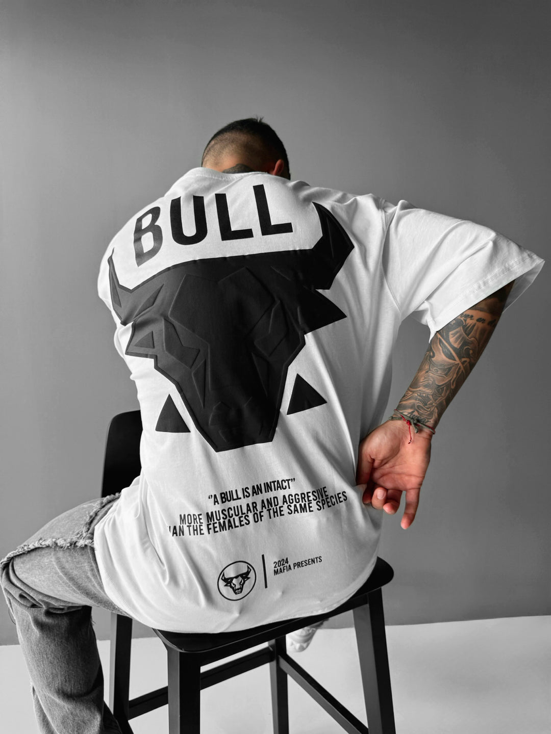 Oversize Bull T-shirt - White and Black