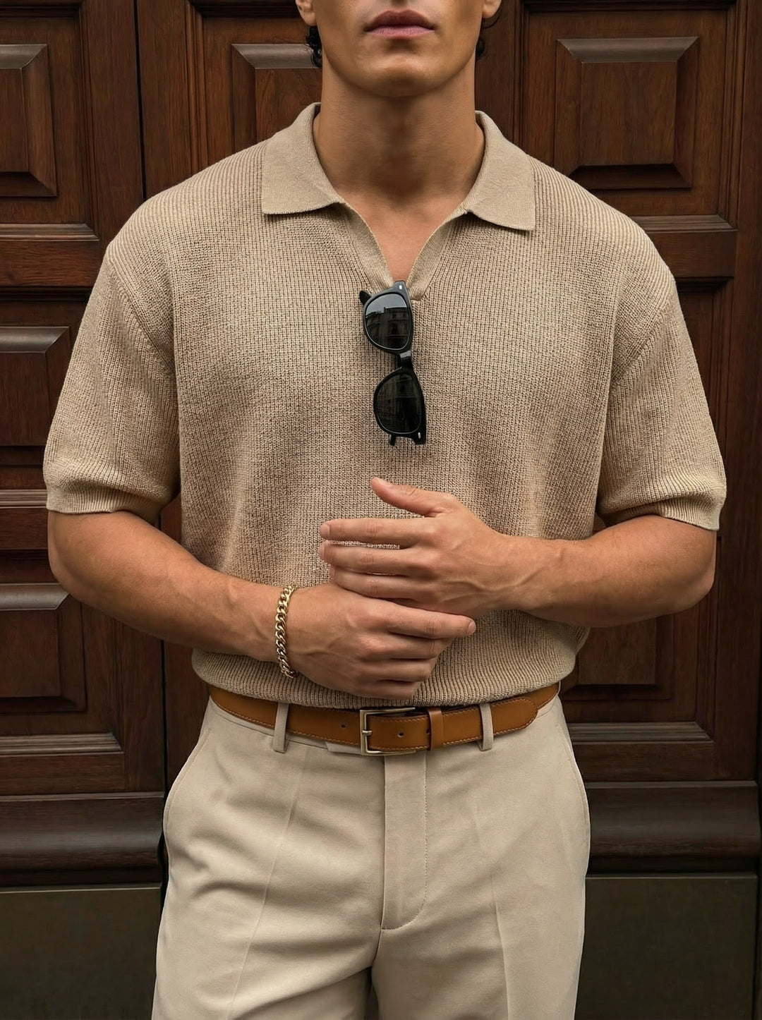 Loose fit fine knit collar T-Shirt - Brown