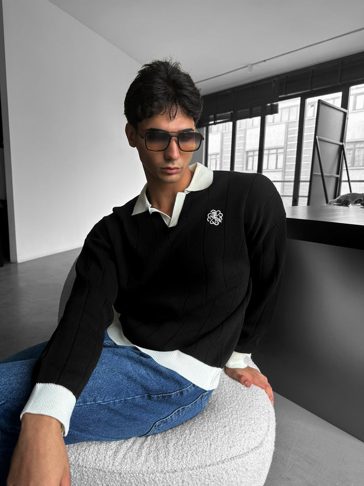 Oversized Embroidered Polo Sweater - Black