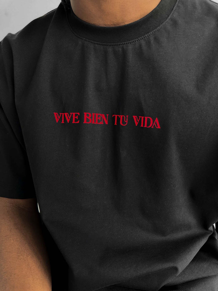 Oversize "Vive Bien Tu Vida" T-Shirt - Black and White