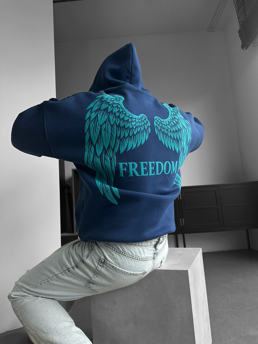 Oversize Freedom Hoodie - Navy Peony