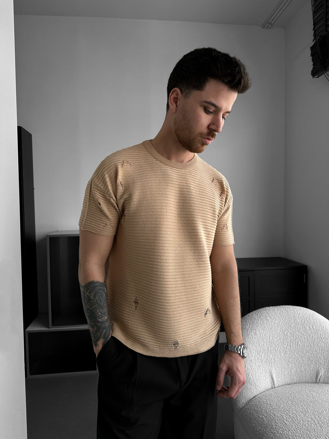 Loose Fit Torn Ribbed Knit T-Shirt - Beige
