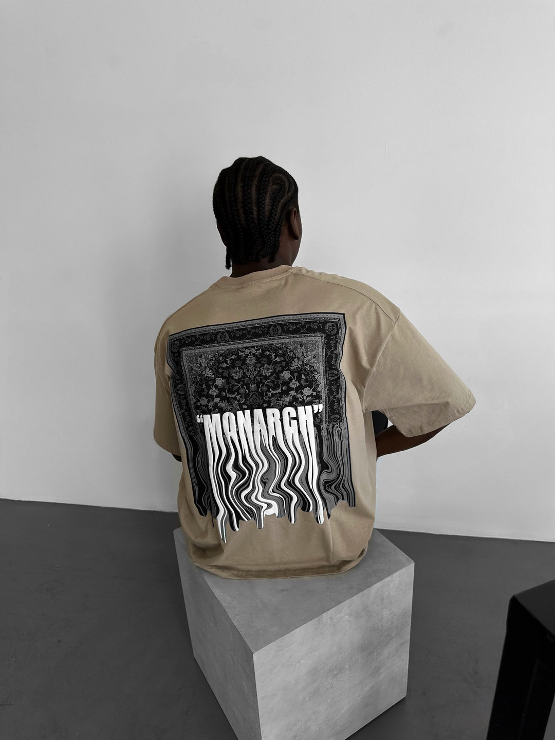 Oversize "Monarch" T-Shirt - Beige
