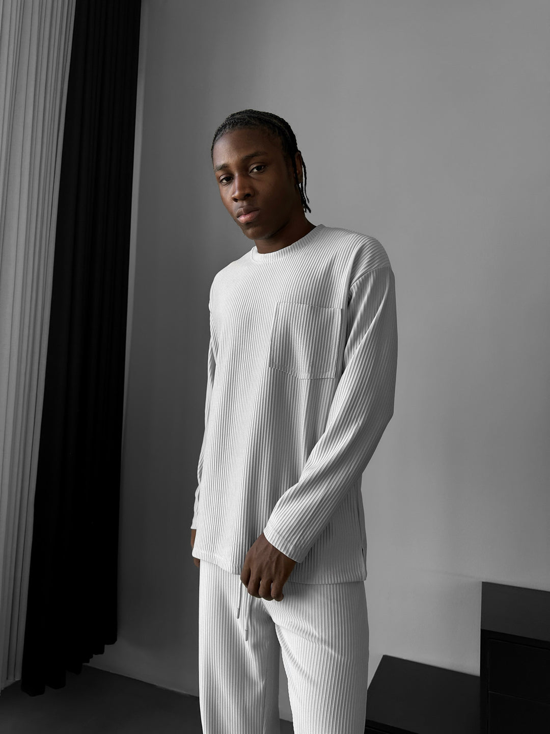Loose Fit Striped Pocket Sweatshirt - Grey