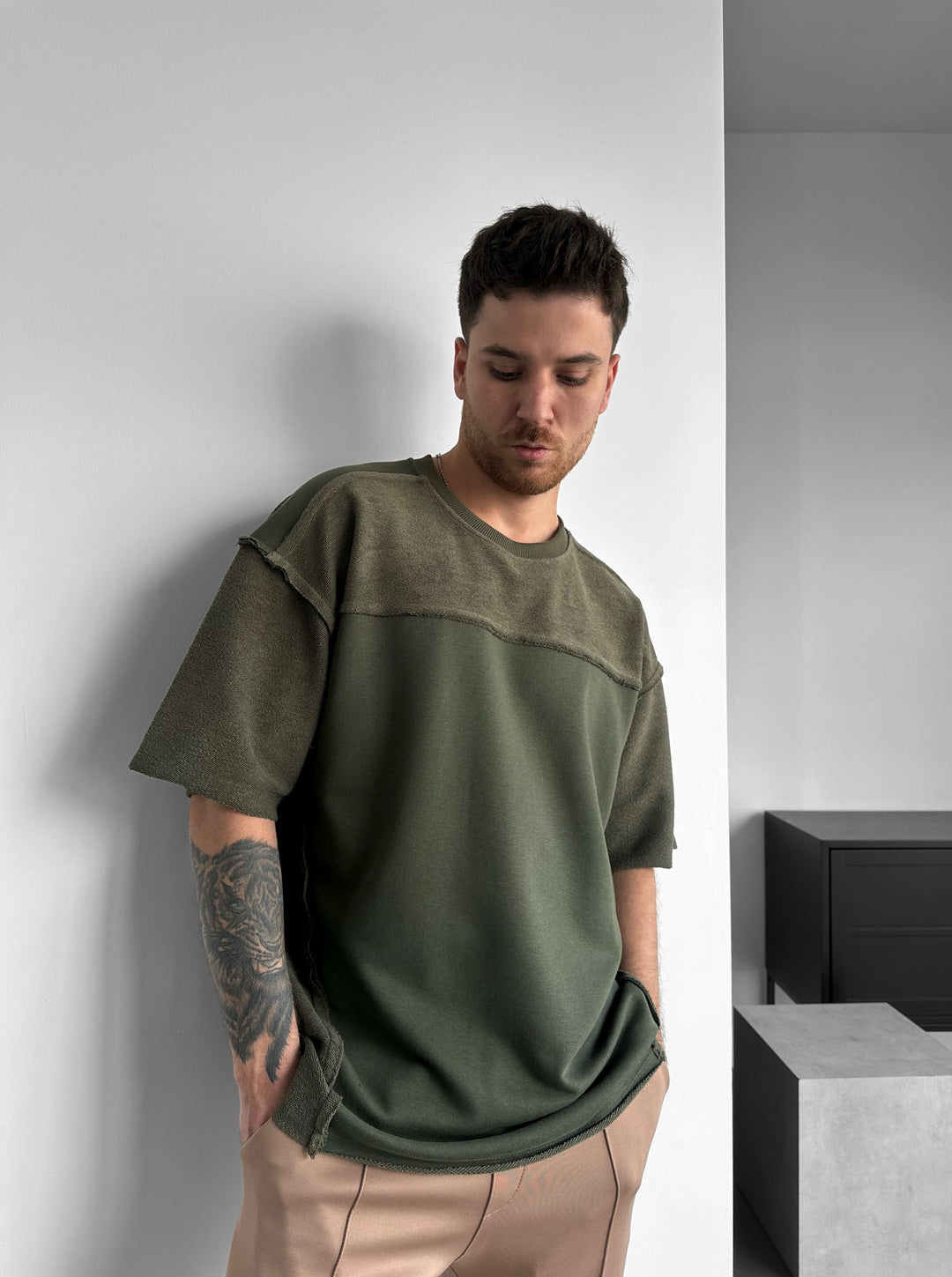 Oversize Seam Detail T-shirt - Khaki