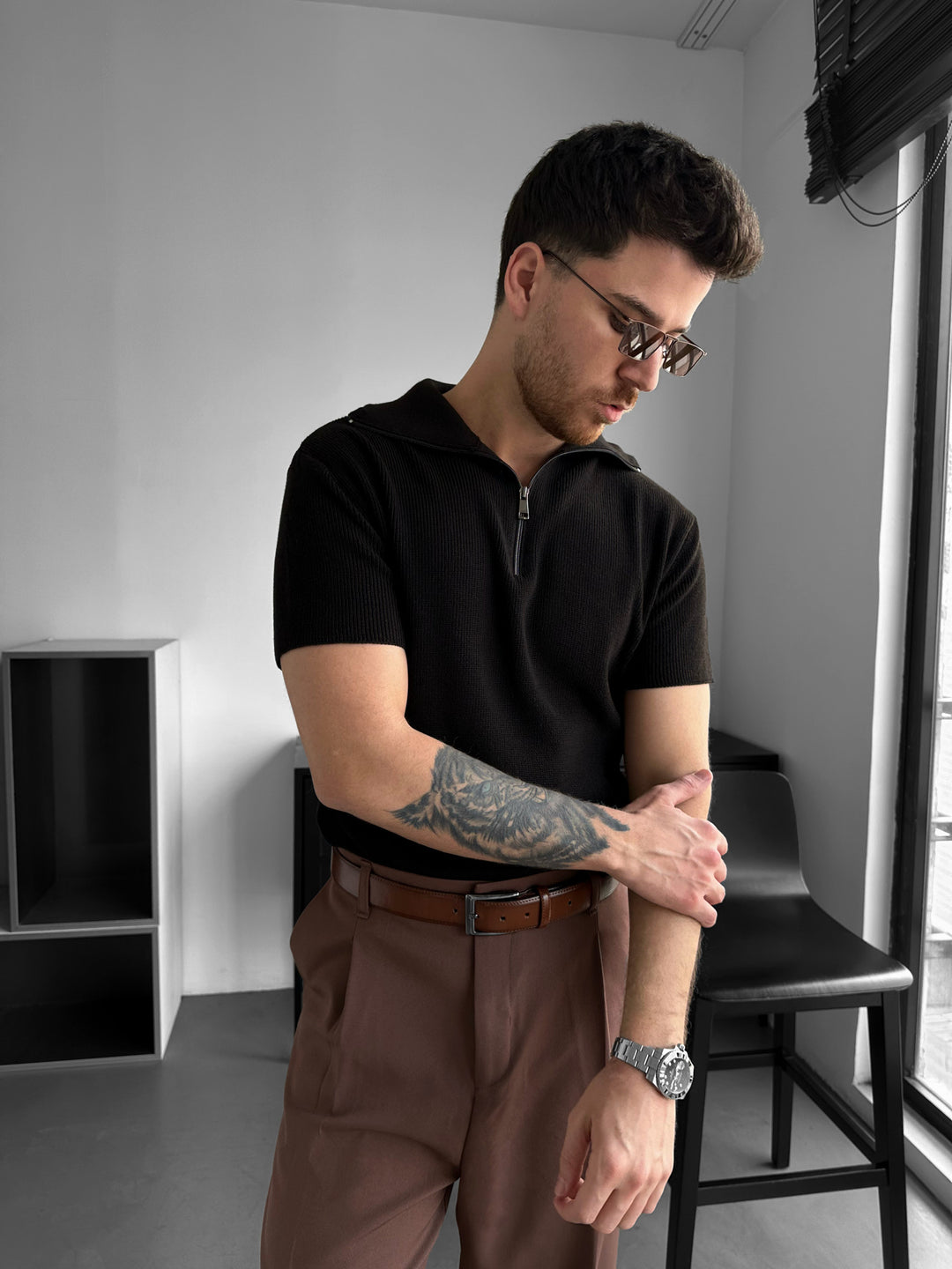 Oversize Zip Neck Knit T-shirt - Dark Brown