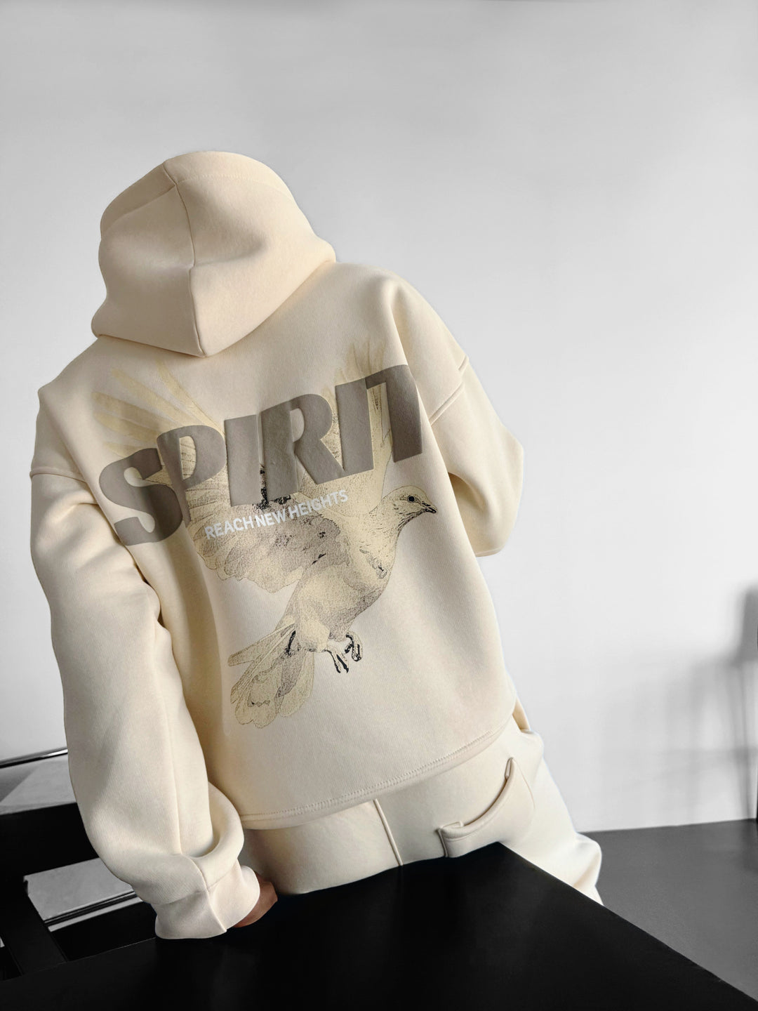 Oversize Spirit Hoodie - Antique White