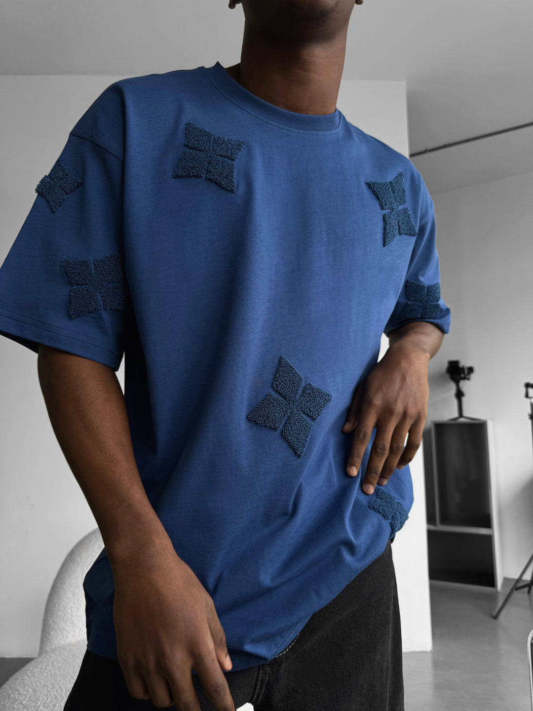 Oversize Detailed T-Shirt - Navy Peony