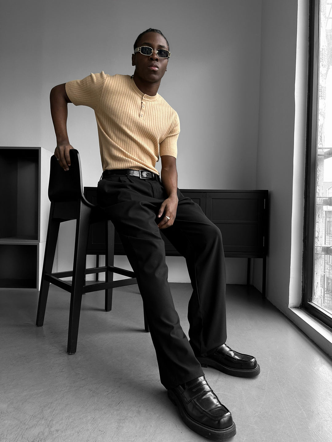 Slim Fit Button Knit T-shirt - Beige