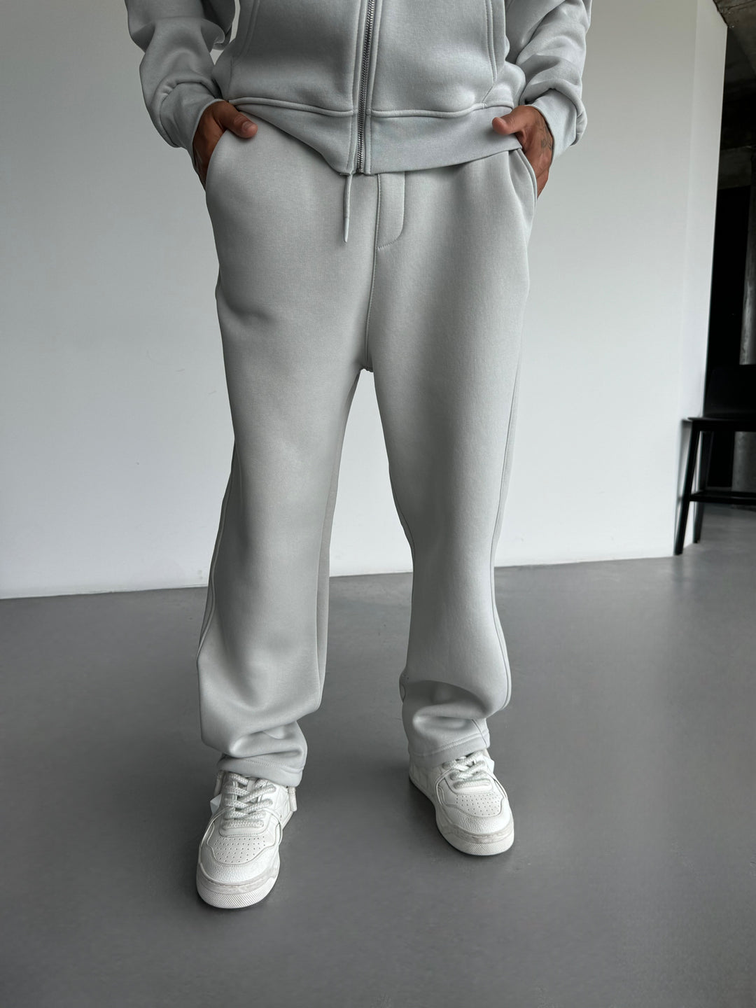 Basic Trousers - Grey