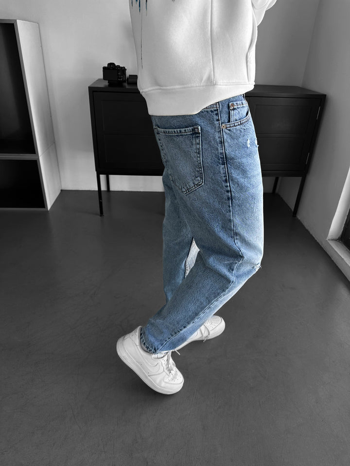 Baggy Torn Jeans - Light Blue