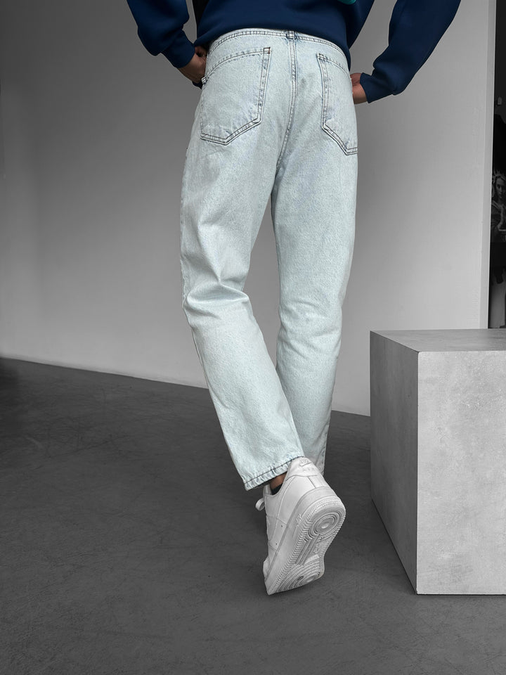 Boyfriend Torn Jeans - Ice Blue