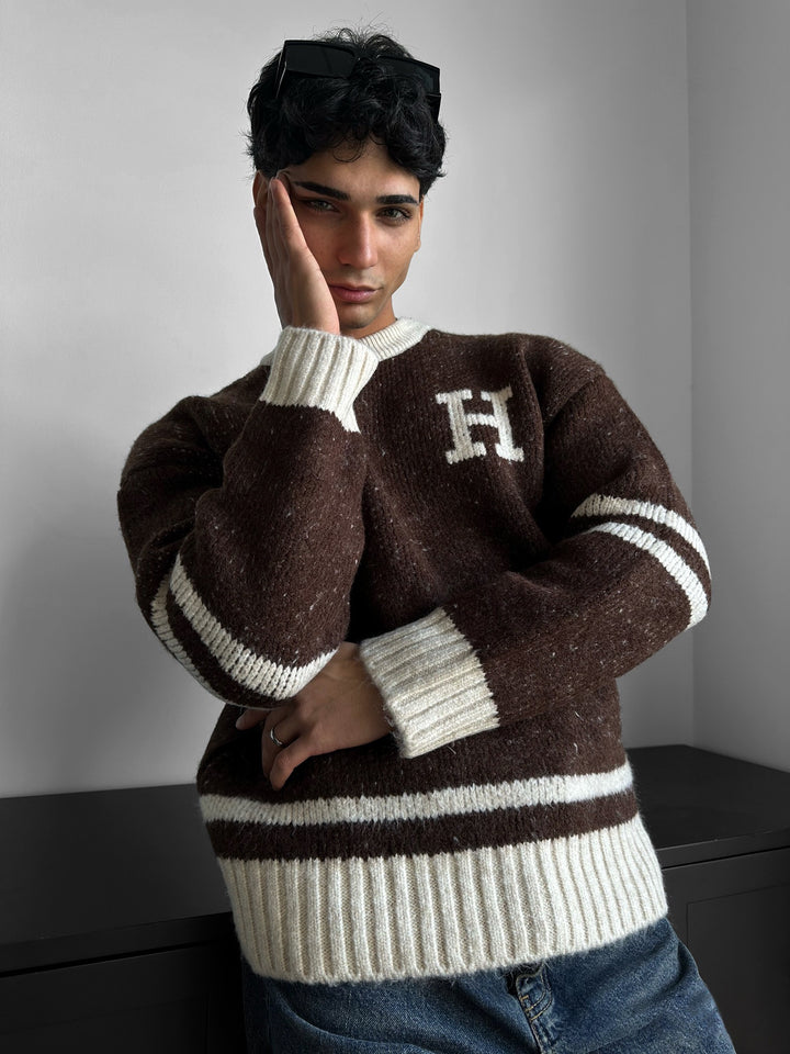 Oversize Knit Letter Sweater - Brown