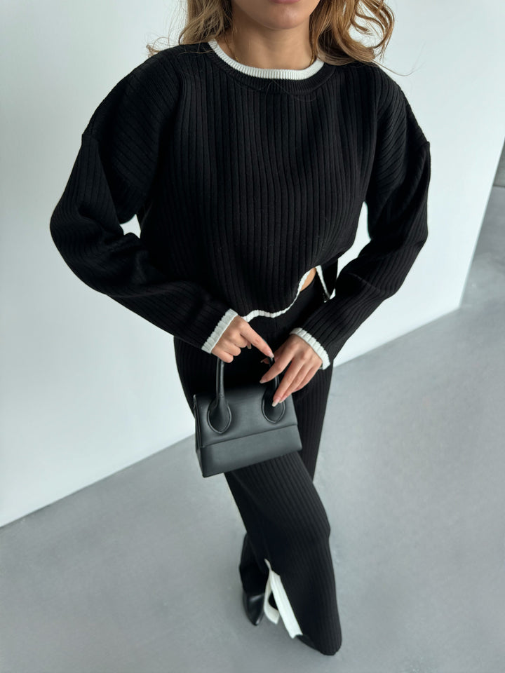 Wide Leg Details Knit Trousers - Black
