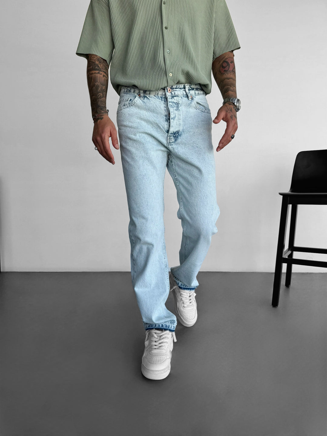 Baggy  Washed Jeans with Details - Ice Blue