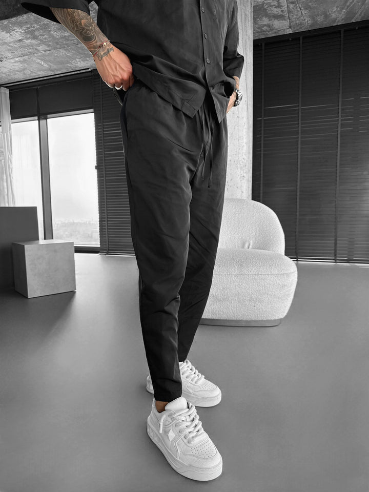 Loose Fit Basic Trousers - Black