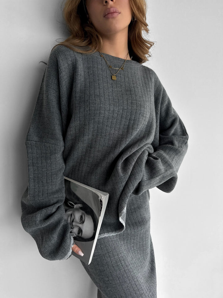 Knit Line Pullover - Grey