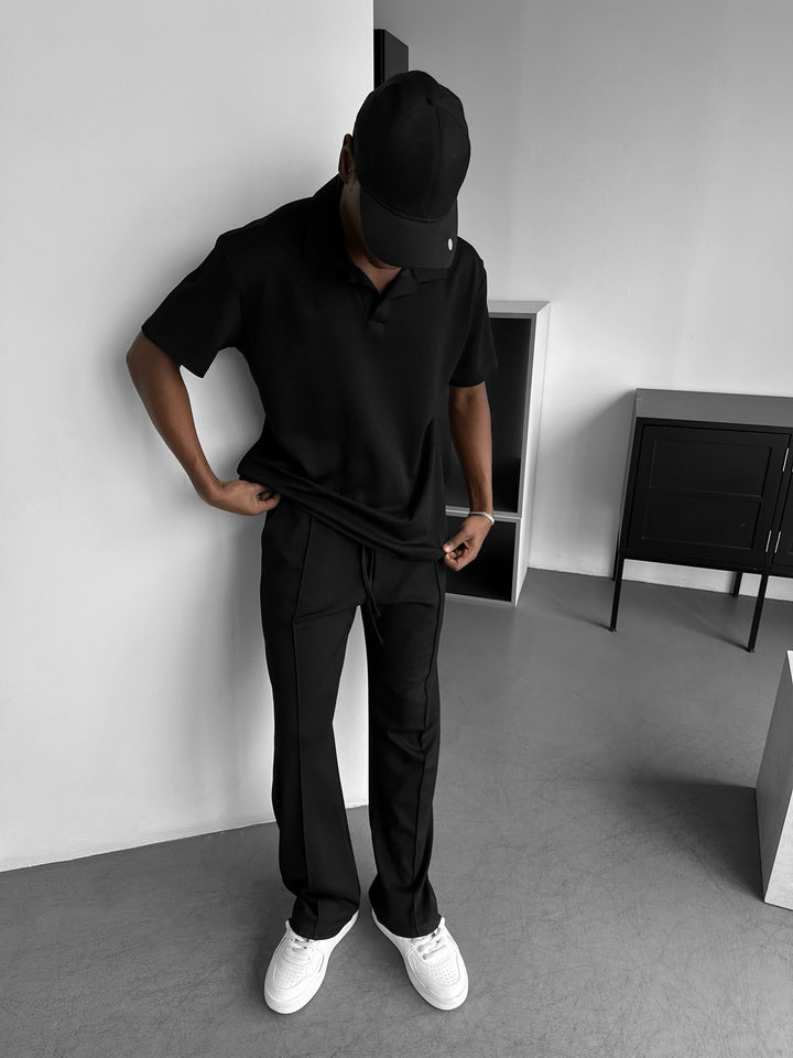 Loose Fit Basic Pleated Trousers - Black