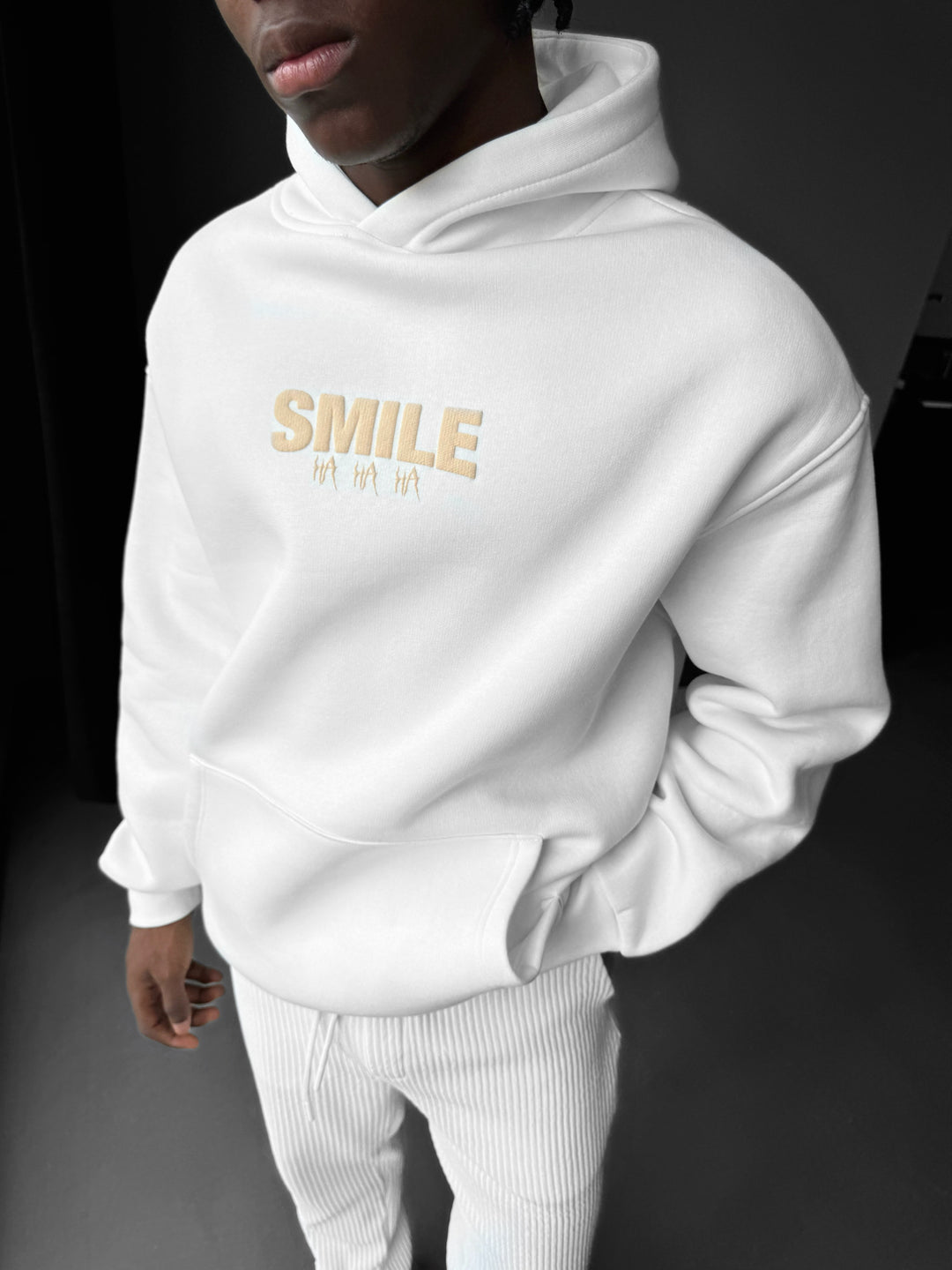 Oversize Smile Hoodie - Ecru