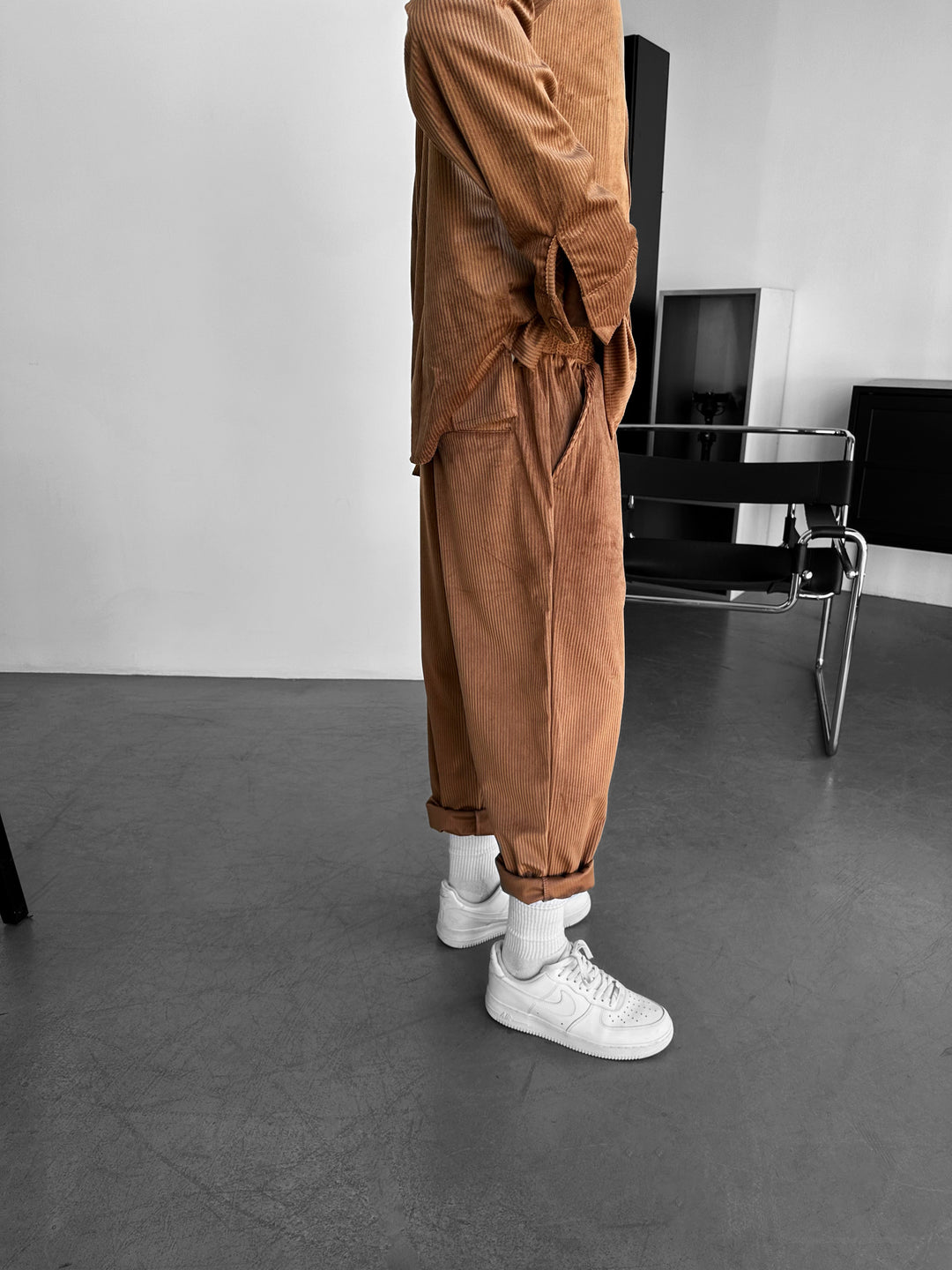 Loose Fit Velvet Trousers - Camel