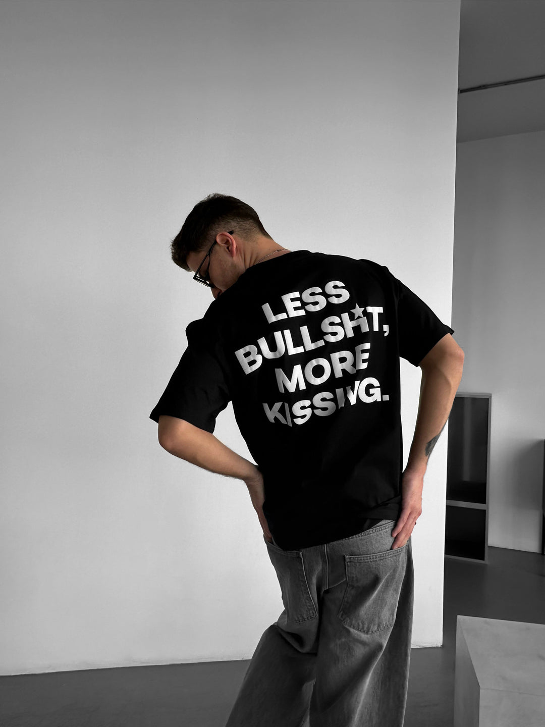 Oversize Kissing T-shirt - Black
