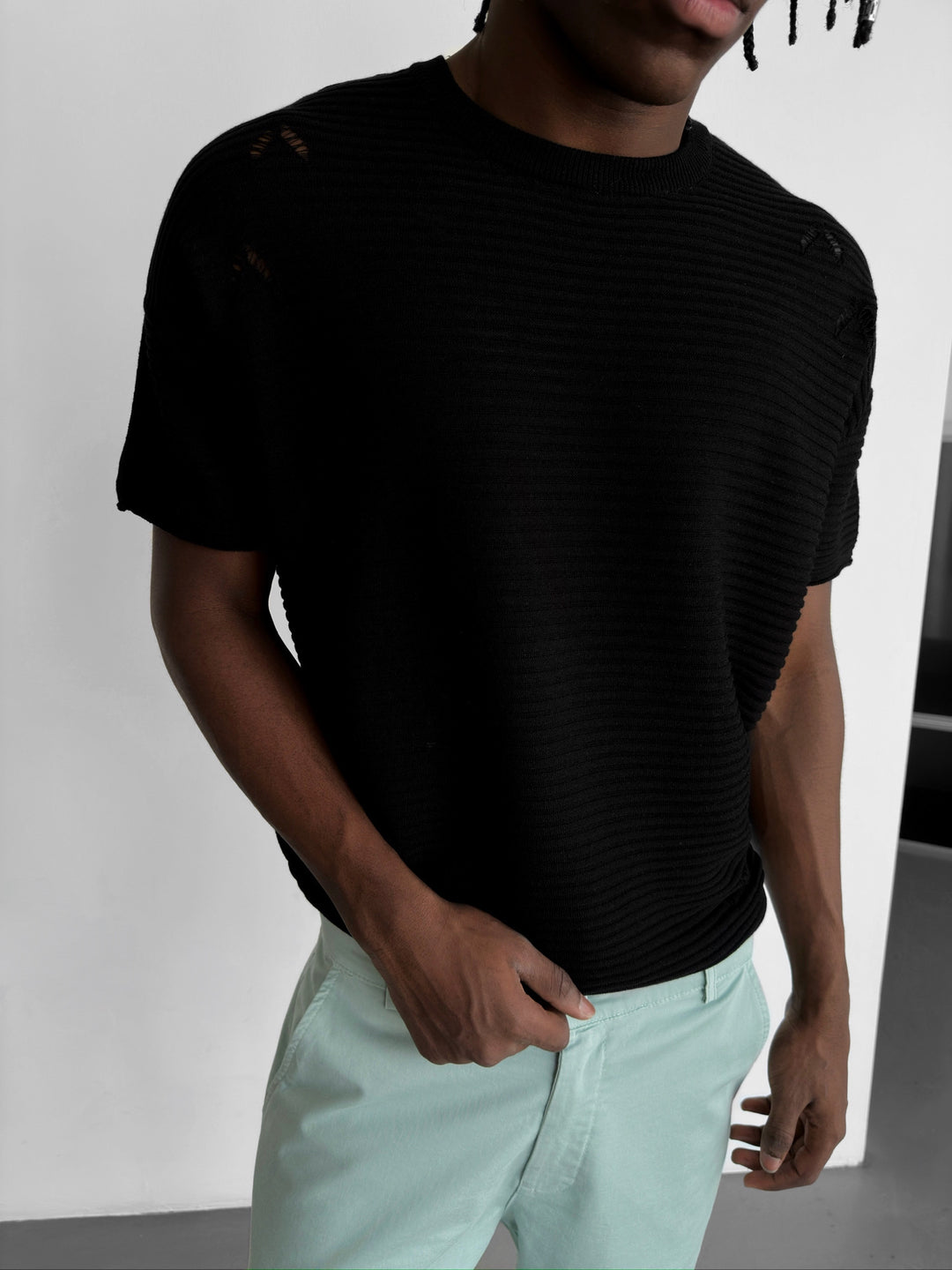 Loose Fit Torn Ribbed Knit T-Shirt - Black