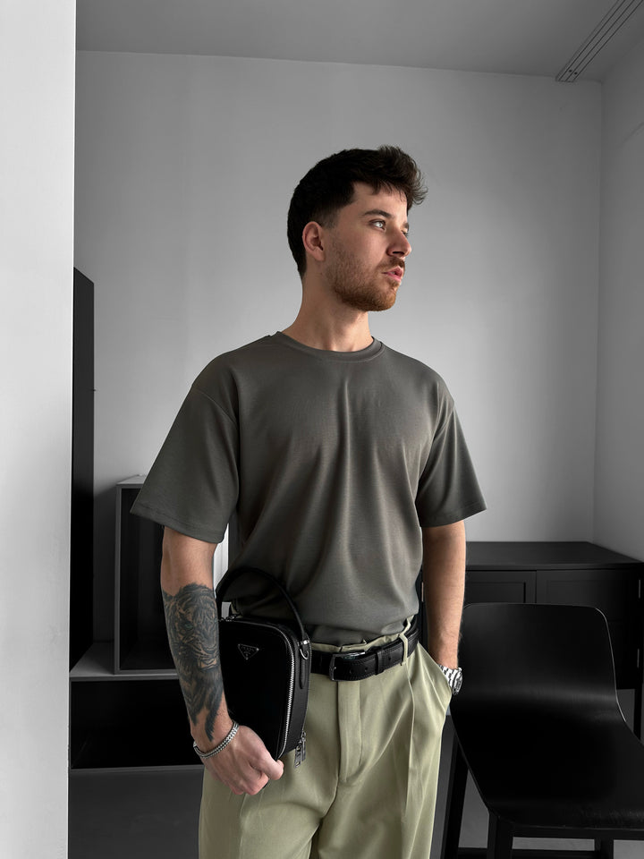 Loose Fit Basic T-shirt - Khaki