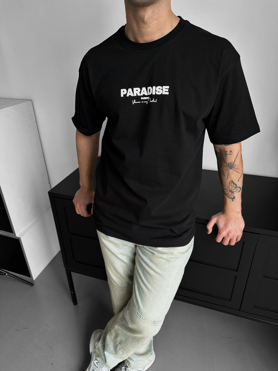 Oversize Paradise T-Shirt - Black