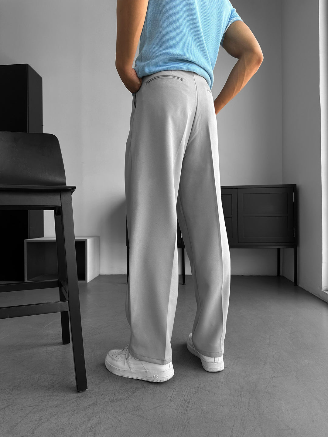 Loose Fit Pleated Trousers - Grey