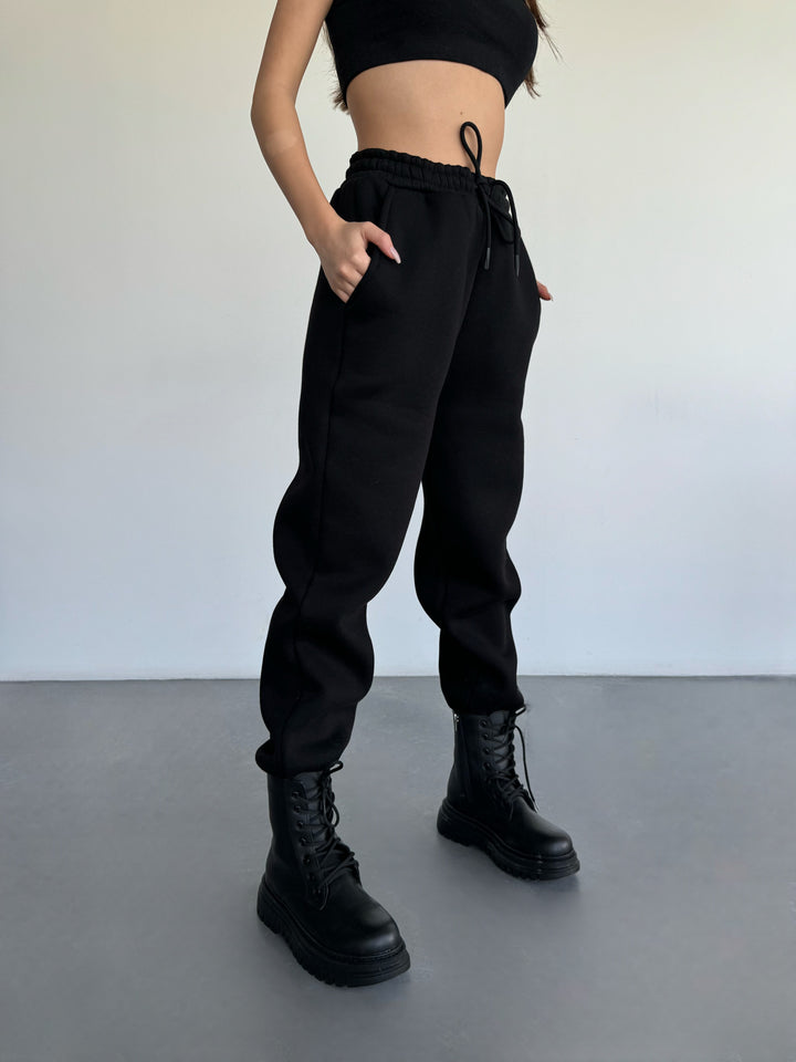 Basic Women Jogger - Black