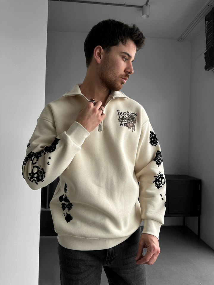Oversize Half-Zip Graphic Sweatshirt - Beige