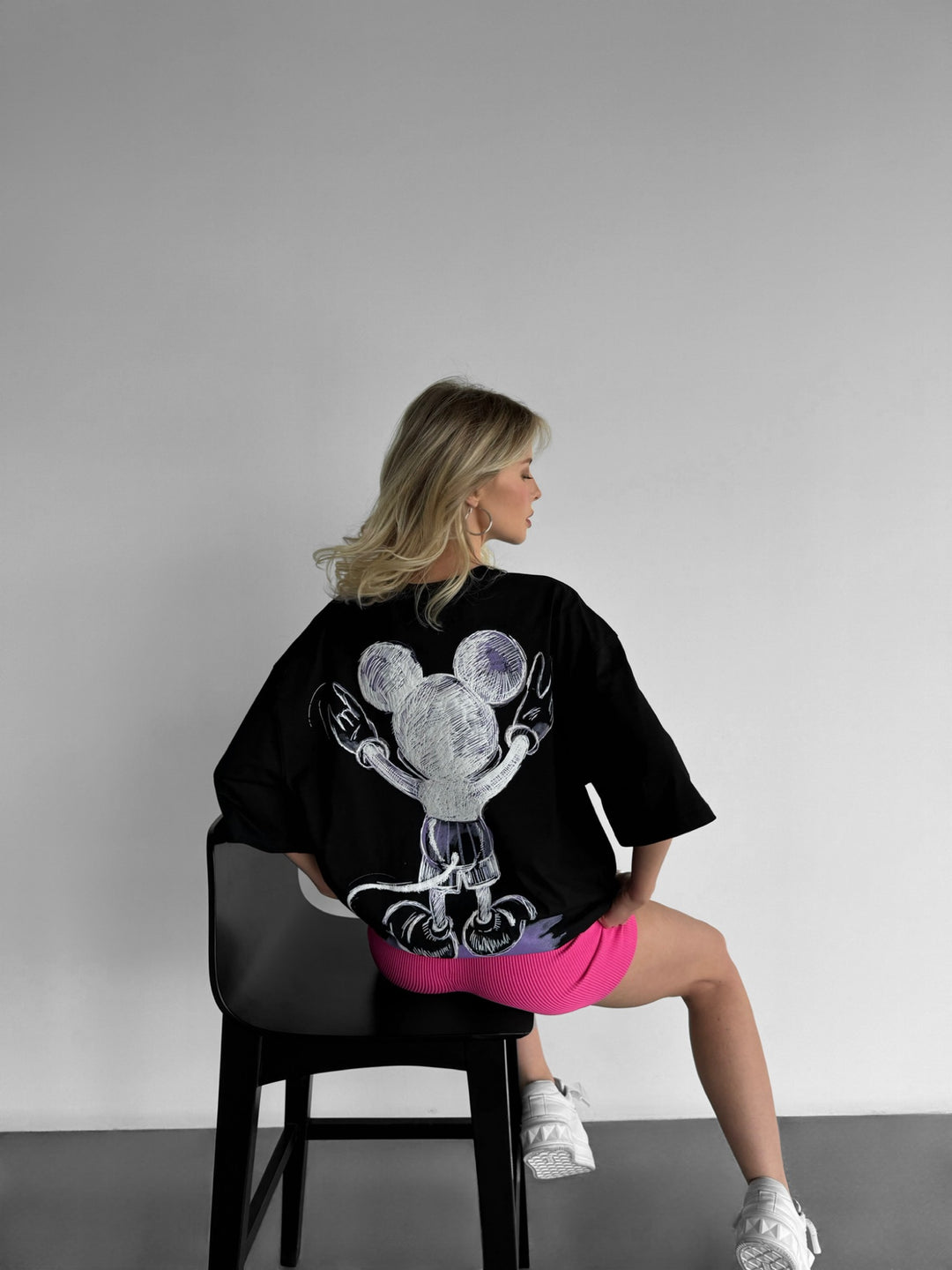 Oversize Mouse T-shirt - Black and Lila