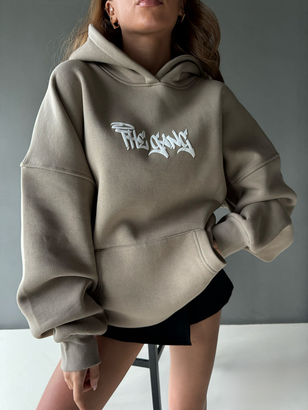 Oversize 'The Gang' Hoodie - Stone