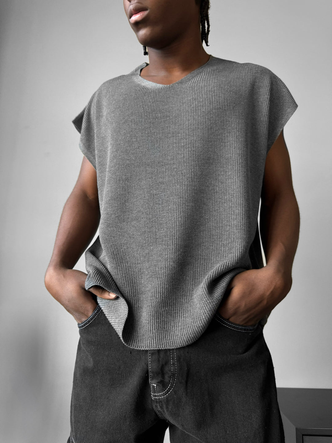 Oversize rolled Edge Knit Tanktop - Anthracite