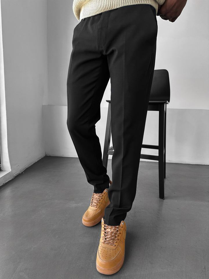 Comfort Pleated Trousers - Black