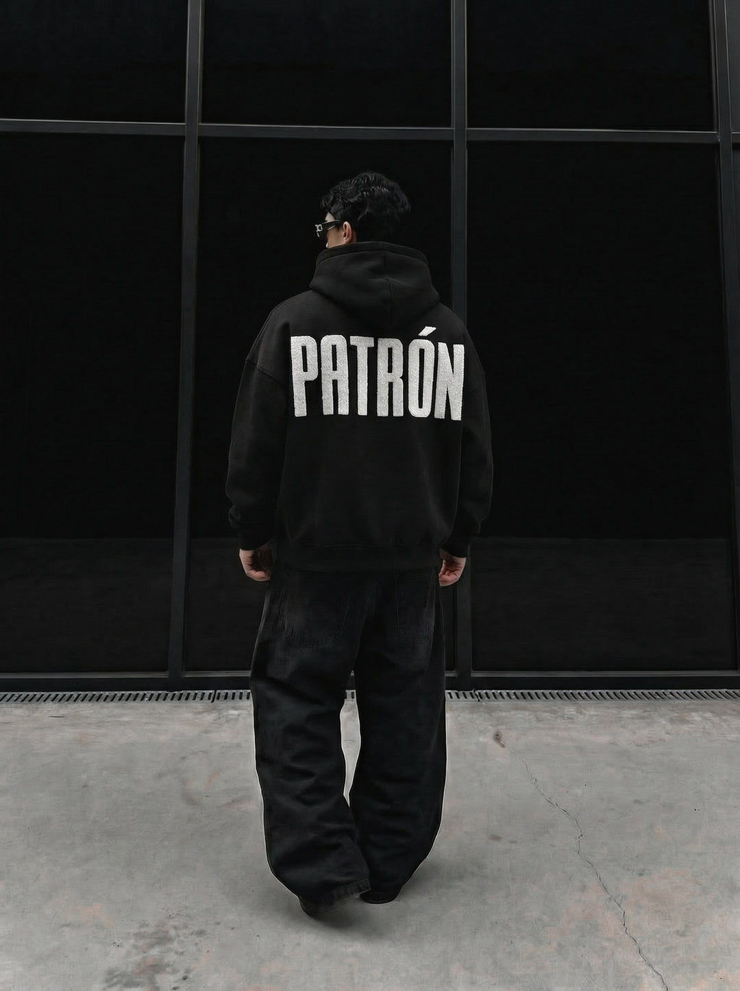 Oversize Detailed Patron Hoodie - Black and White