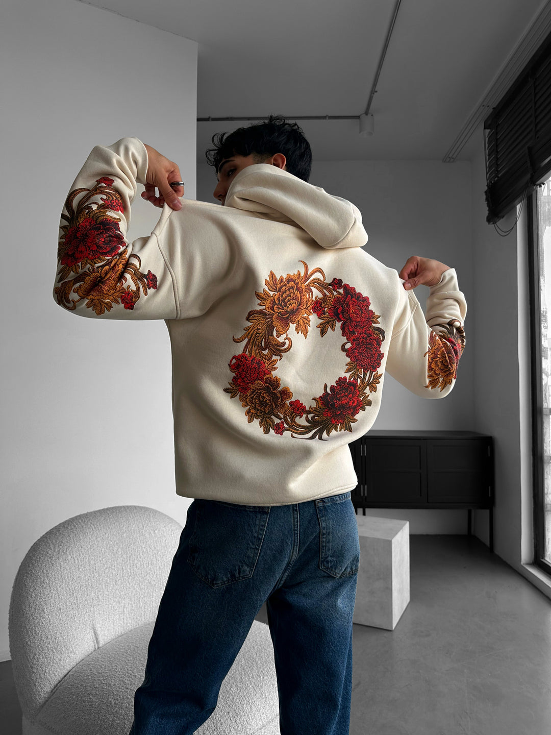 Oversize Chrysanthemum Hoodie - Beige
